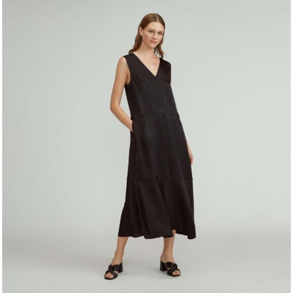 Everlane The Satin Vneck Maxi Dress Black Minimalist Pockets NWT L - Picture 1 of 8